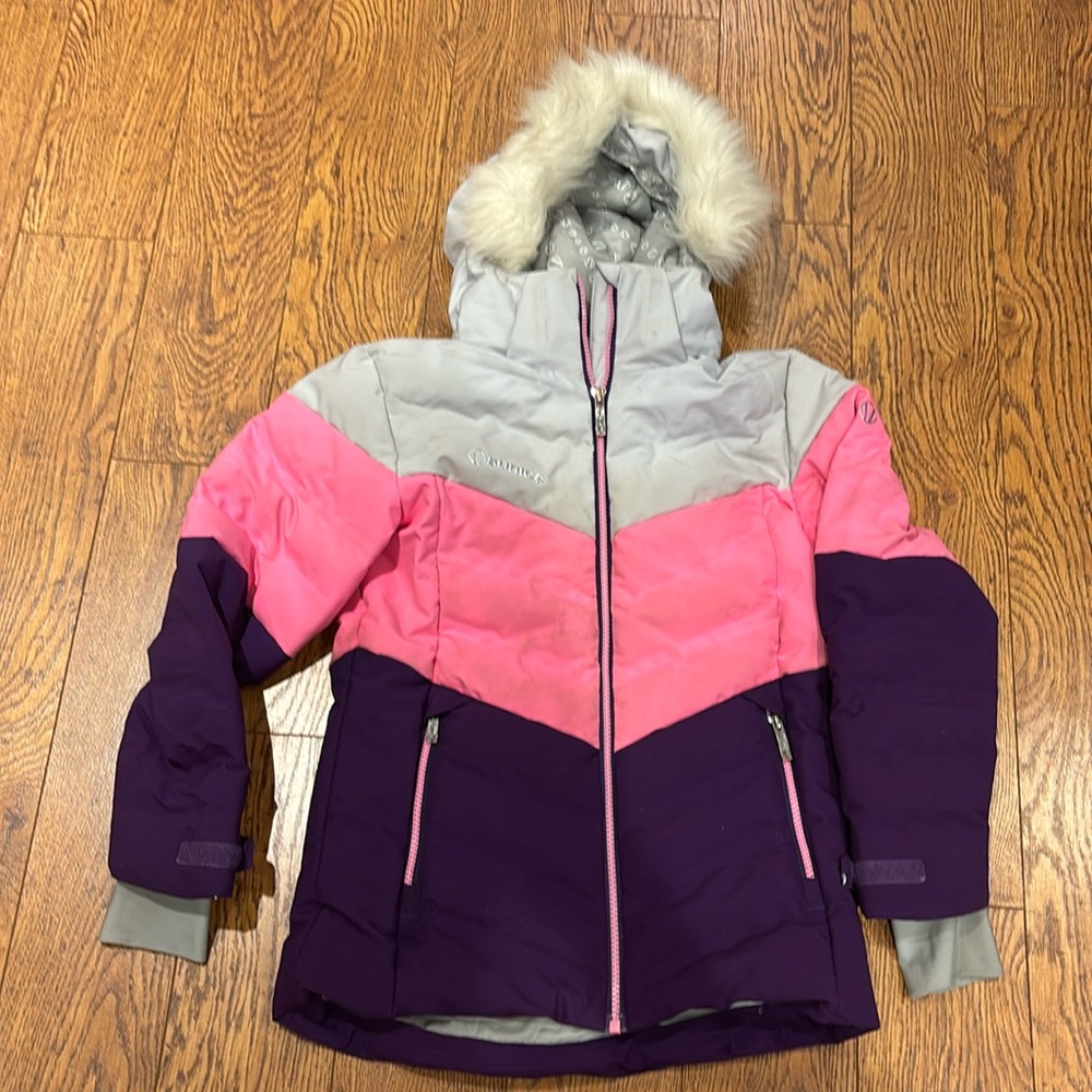 Sunice jacket - size 8